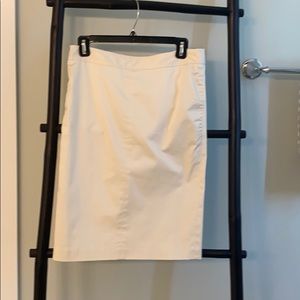 BCBG off white pencil skirt